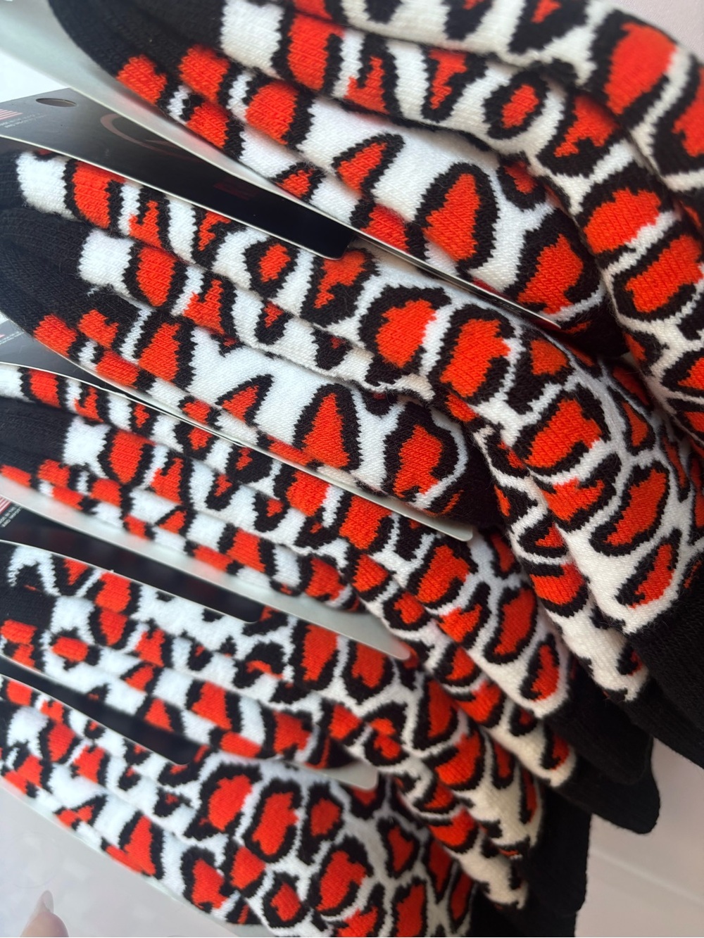 5 NEW pairs YOUTH SMALL Orange & White Leopard Print Socks